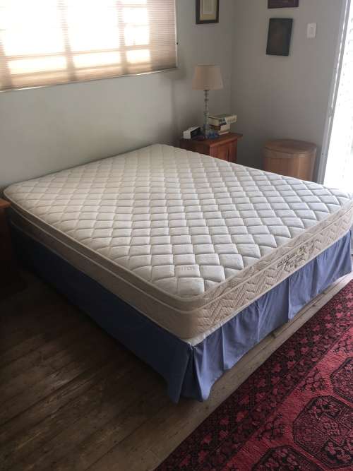 Queen Size Serta Altieri Mattress and Base