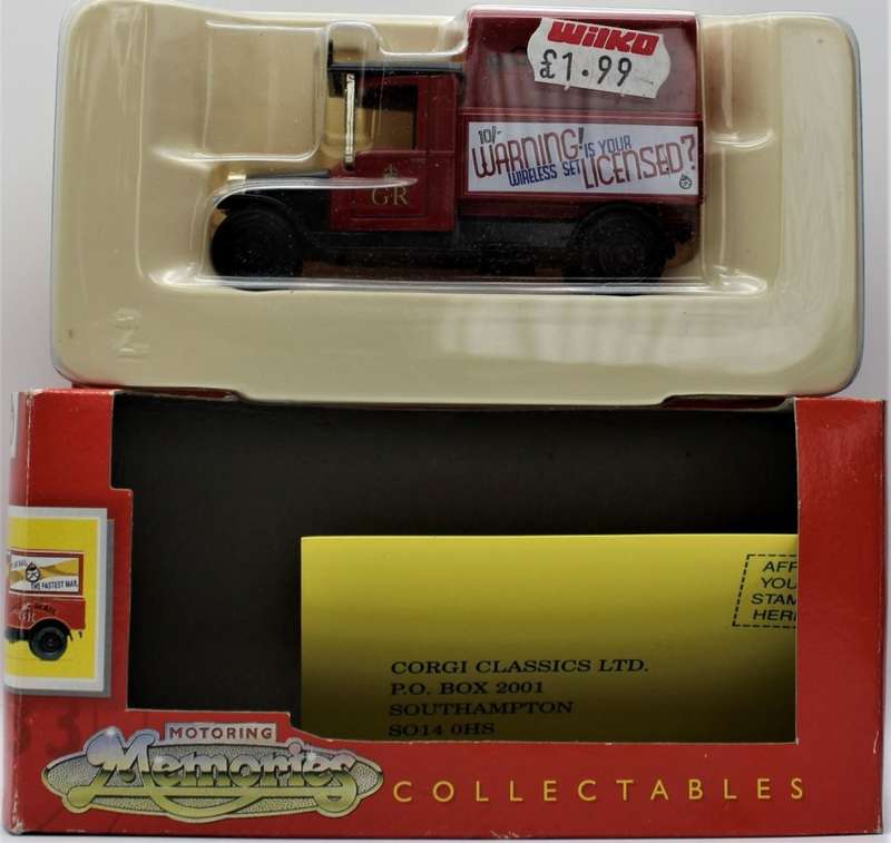 Corgi - 10x Royal Mail vehicles - Some duplicates - Mint