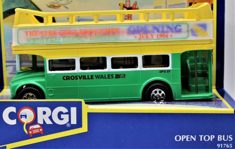 Corgi - 4x Vehicles - 2x Ford Escort Vans & 2x Open Top Bus