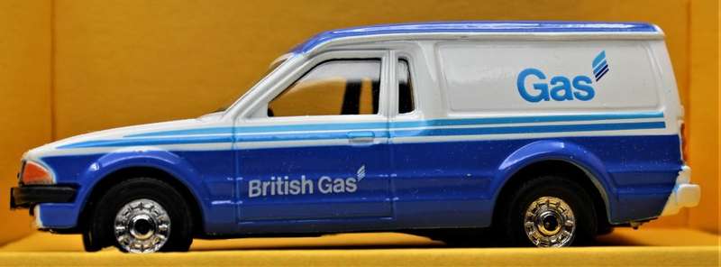 Corgi - 4x Vehicles - 2x Ford Escort Vans & 2x Open Top Bus