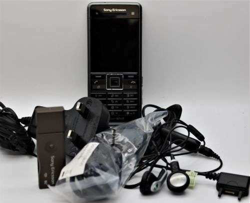 Sony Ericsson C902 - 007 James Bond Daniel Craig Quantum Of Solace Cellphone - Collectable Edition.