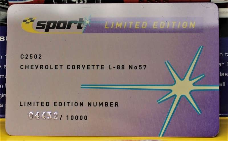 SCALEXTRIC - TWO Limited Editions - Chevrolette Corvette L-88 & Opel Vektra GTS V8