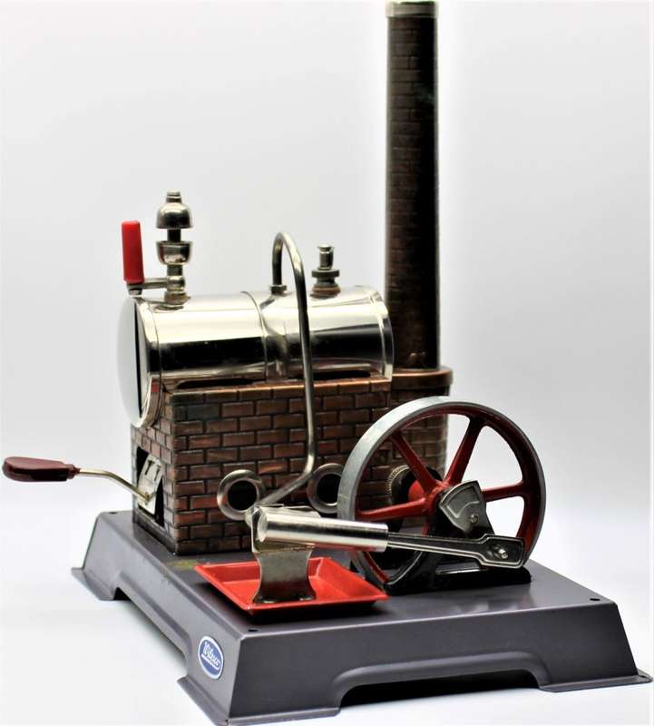 Wilesco D5 Working Steam Engine with Box