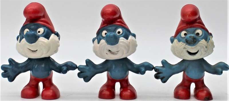 Smurfs - 20001 - 21x Papa Smurfs Including RARE "1965 Blue PVC "Primal Papa Smurf" - Unpainted Tail!
