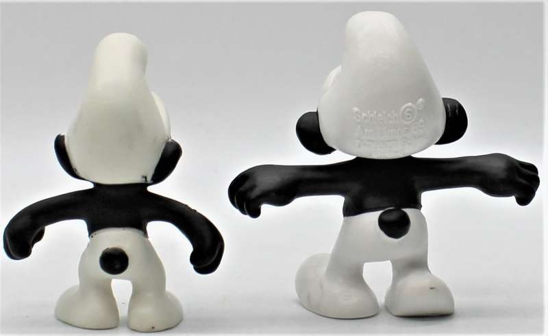 20007 - 2x Angry Smurfs - Small & Large Mold Types
