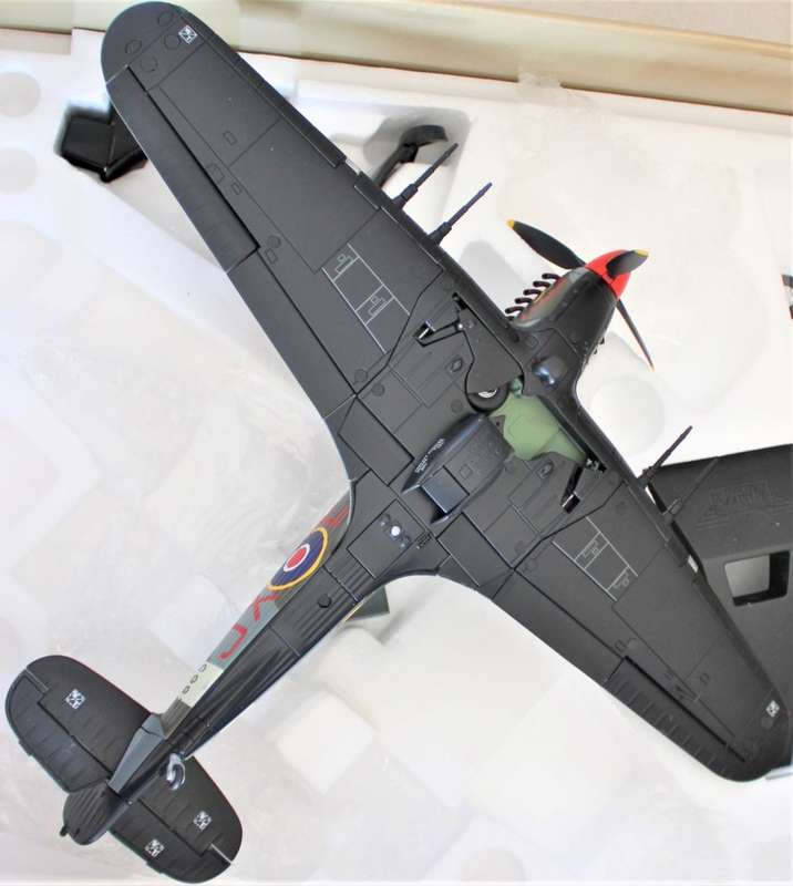 Corgi - Limited Edition 1:32 Hawker Hurricane "Night Reaper" - Battle of Britain Memorial Flight