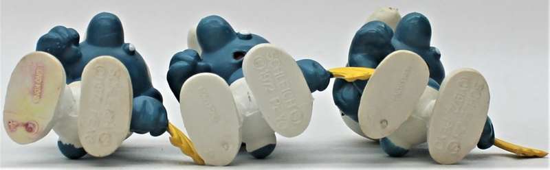 Smurf - 20018 - 4x Crying Smurfs - 2 Varieties