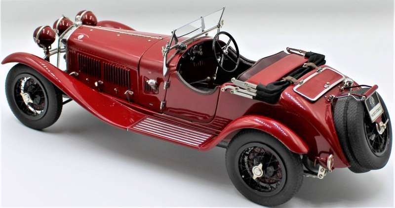 VERY NICE!! - 1:18 CMC 20th Anniversary - Alpha Romeo 6C 1750 - 1930 Gran Sport Model - Boxed