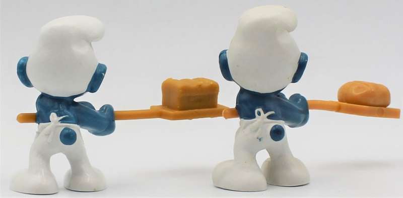 20113 - 2x Different Baker Smurfs - Hand-painted Original