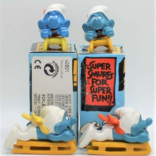 40201 - 4x Bobsled SuperSmurfs - Including Scarce `Yellow Scarf` Variety - Two Boxed