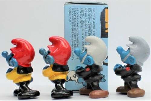 40216 - 5x Fireman SuperSmurfs - One boxed - Hand-Painted Originals