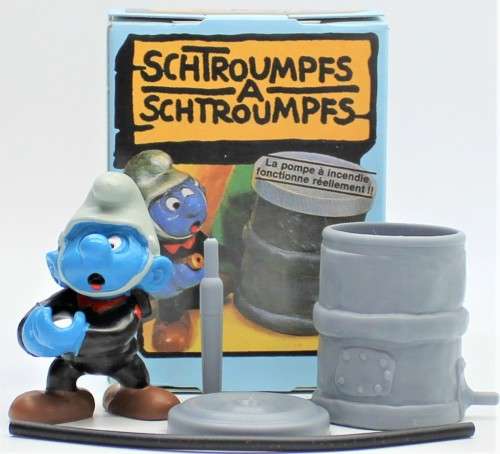 40216 - 5x Fireman SuperSmurfs - One boxed - Hand-Painted Originals