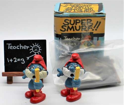 40224 - 2x Different Papa Teacher SuperSmurfs - One Boxed - Hand-Painted Originals