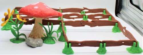 40040 and 40060 - Vintage Smurf Fence Playset and Mushroom Playsets - Unboxed