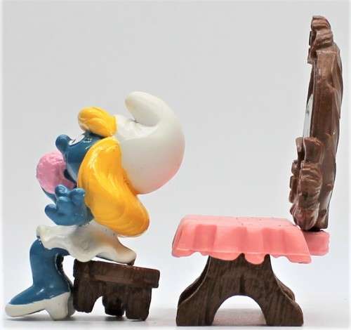 40234 - SuperSmurf Smurfette`s Vanity Table - hand-Painted Originals