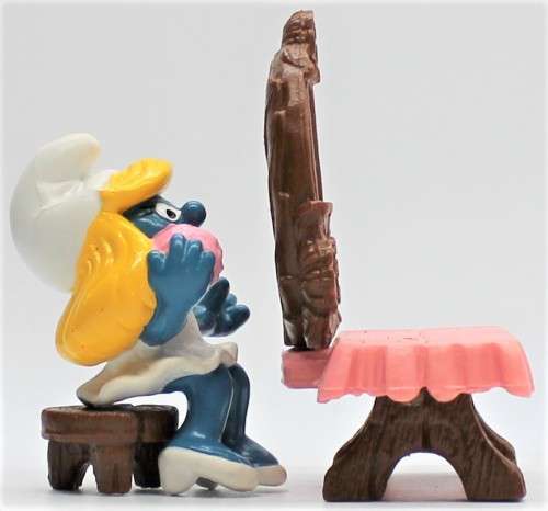 40234 - SuperSmurf Smurfette`s Vanity Table - hand-Painted Originals