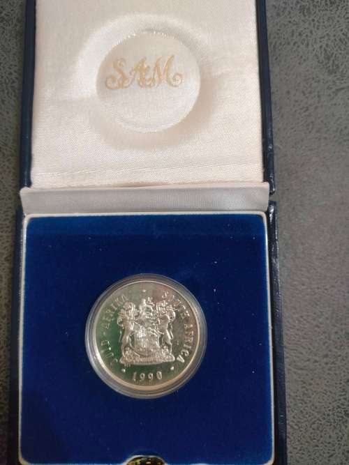 1990 Silver R1 coin in SAM box and capsule