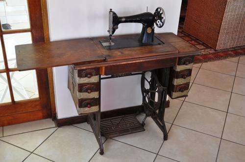 Singer sewing machine