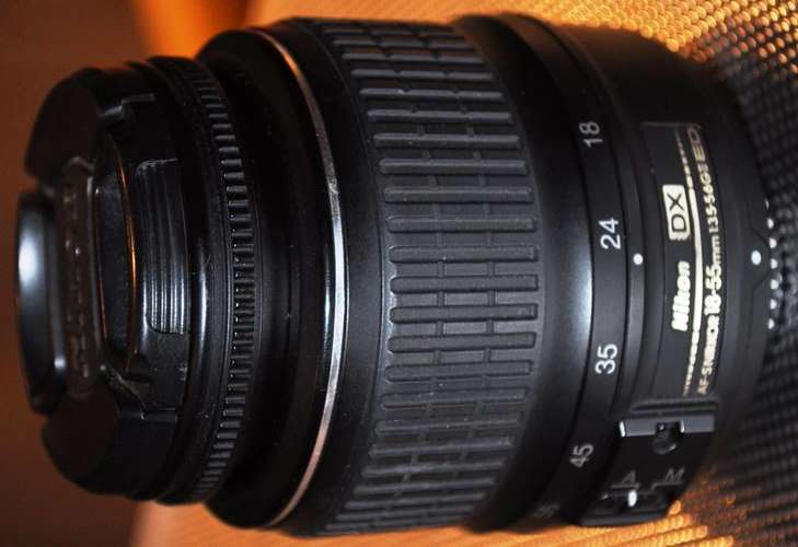 Nikkor AF-S 18-55mm f/3.5-5.6 G ED DX Nikon