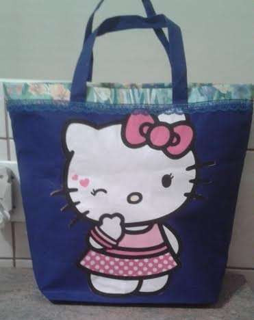 CARTOON Themed Tote Bag - "HELLO KITTY". It's a give away on R1 auction!!