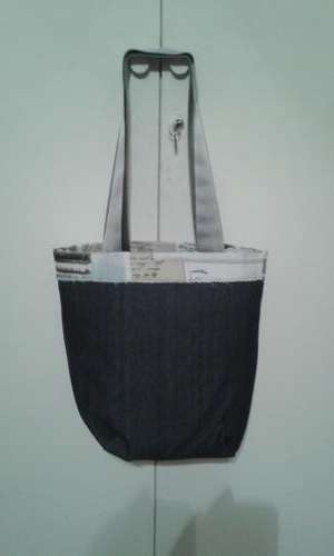 DENIM TOTE BAG. FULLY LINED. . FREE purse with bag!!!!