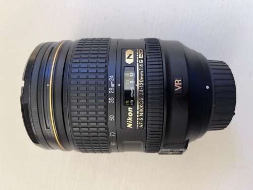 Camera Lens Professional series Nikkor f4 24-120 mm