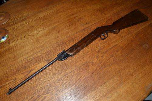 Gecado Model 23 Pellet gun. Good working condition. Missing spring on rear sight.