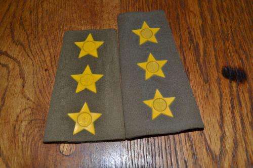 SADF Pair of Captain's Rank Epaulets. Different lengths.