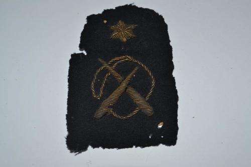 Unknown Rank Badge. Italian?
