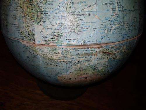 Old Globe. The World Book Globe by Replogle