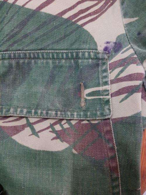 Rhodesian Camo jacket of Des Archer 1 commando RLI. Signed, record holder 73 Operational jumps.