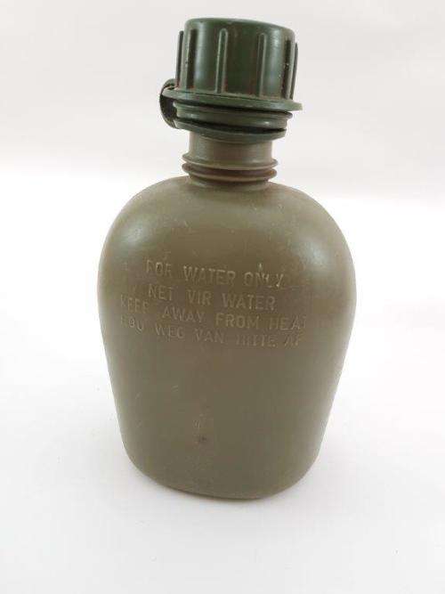 SADF Water Bottle in early pouch also as used by Rhodesia.