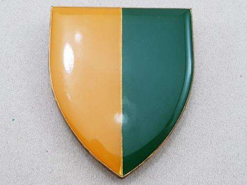 7 Motorized Brigade HQ Shoulder Flash. Pins Intact.