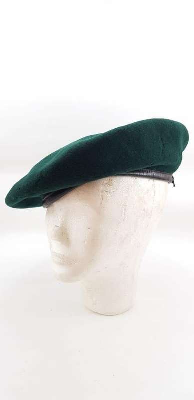 Rhodesian African Rifles Beret 57 Cm. Mothing.