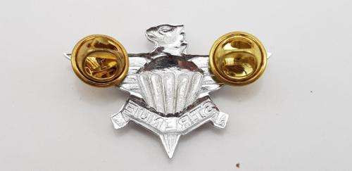 SADF 3 Parachute Battalion collar Badge.