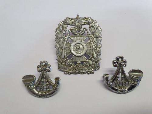 South African Witwatersrand Rifles cap and collar badges.