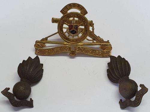 South African Regiment University Pretoria Cap and collar badges.