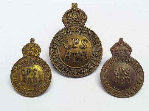South African CPS Medical Services Cap and collar badges.
