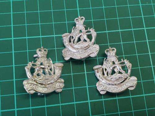 Rhodesian Light Infantry Cap and collar badges.