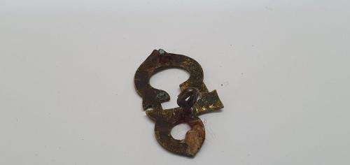Cape Police Shoulder Title. Owen 1826. One lug broken.