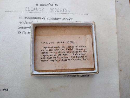 South African WWII War Services Medal with Certificate to Elanore Roberts