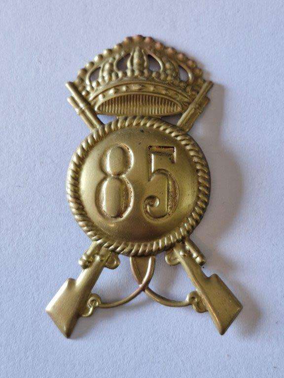 Italian WWII 85th Infantry cap Badge 45 x 80 mm. No fastening plates. Missing cross on crown