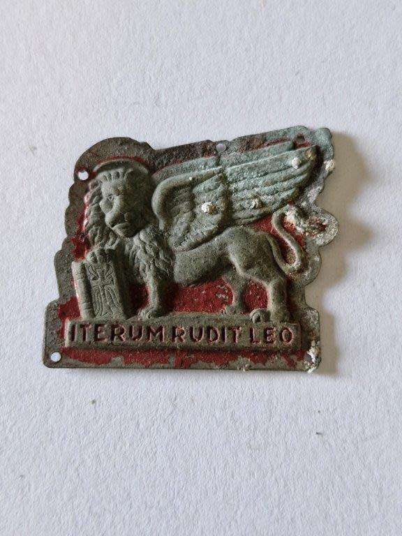 WWII Italian 3rd Recon Group Marine Infantry San Marco Division badge RSI `43/45. 35 x 30 mm
