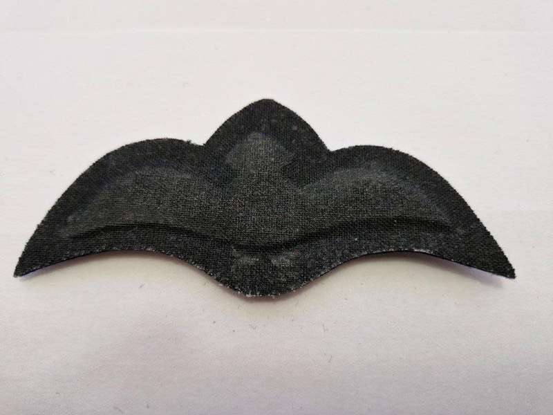 Post war copy of a South African Air Force pilot wing.