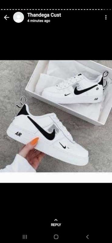 Branded takkies