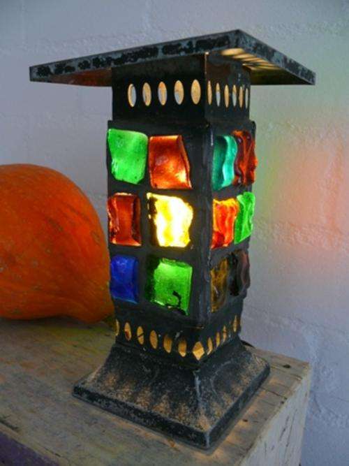 RETRO:GLASS AND METAL LAMP,WORKING / Pls check all pics