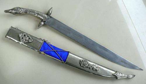 ORIENTAL DAGGER IN SCABBARD,GREAT DETAIL,Pls see all images etc.