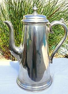 ANTIQUE SOLID COFFEE JUG,GOOD CONDITION SILVER PLATE.