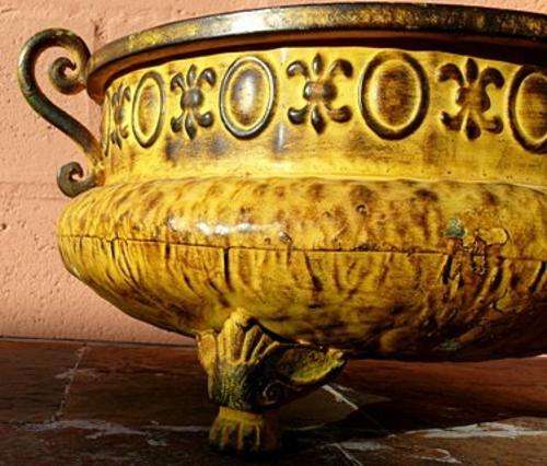 DECORATIVE METAL BOWL