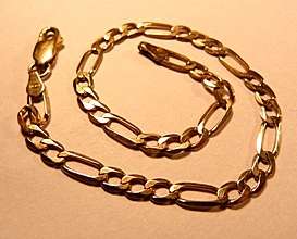 9ct GOLD BRACELET, GREAT PIECE!